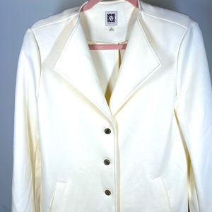 Brand:Anne Klein Style:Trench Coat/jacket Size:S